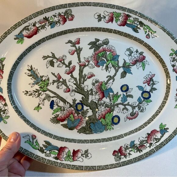 Indian Tree (Green Key, Cream-Off White)
by JOHNSON BROTHERS
Length: 14 1/8 in - Picture 8 of 11